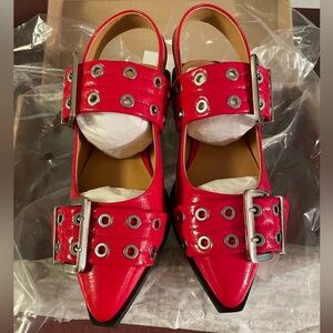 Steve Madden red dress shoes. Brand new. 5.5